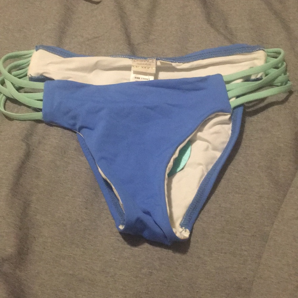 L space bikini bottoms